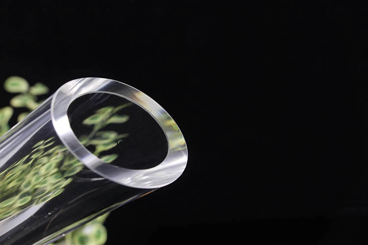 Glass decanter with hole