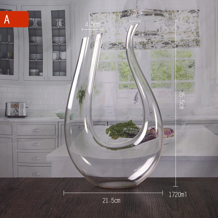 Crystal wine decanter