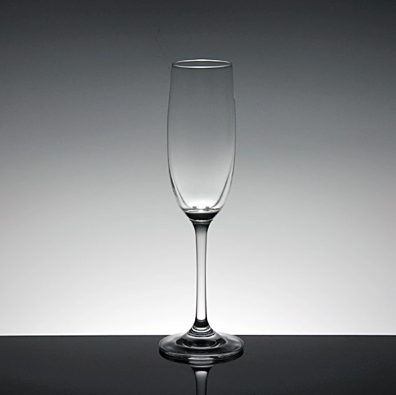 China exporter  glass champagne flutes wedding flutes,personalized champagne flutes supplier