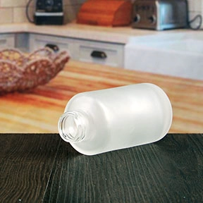 100ml オリーブオイルガラス瓶つや消しガラス瓶黒のプラスチック製の蓋