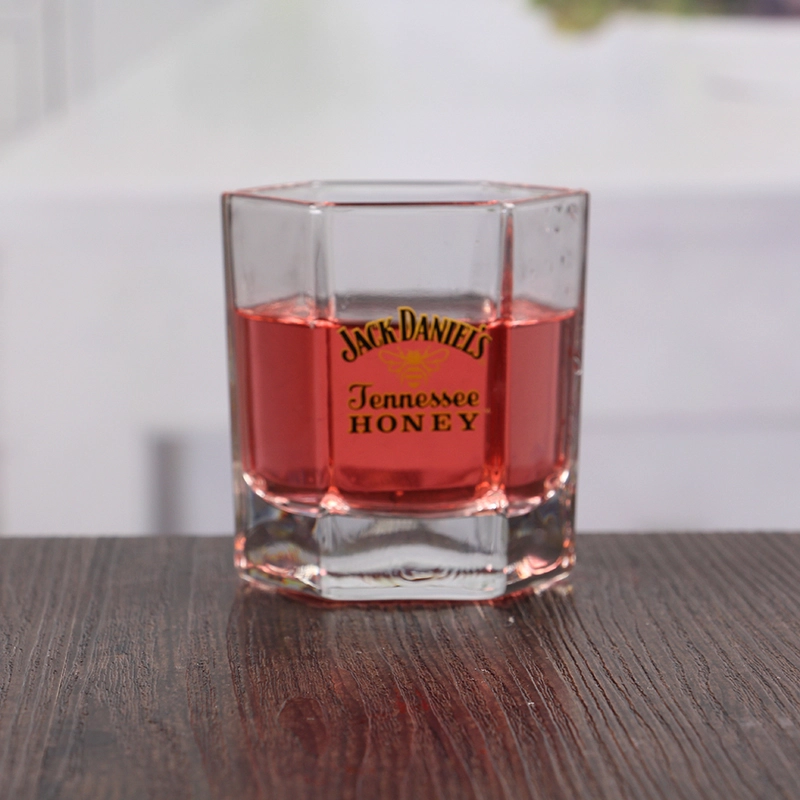 Vasos de whisky fino hexagon 150ML insignia de la etiqueta modificada para requisitos particulares