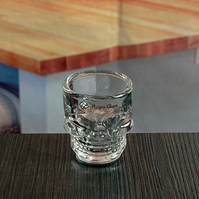 45 ml 1,5 Unze Bar Schädel geformt Schuss Glas benutzerdefinierte Großhandel liefern