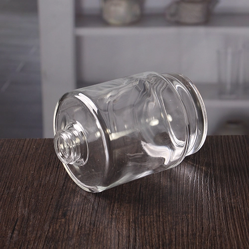 China best fragrance reed diffuser glass bottle manufacturer