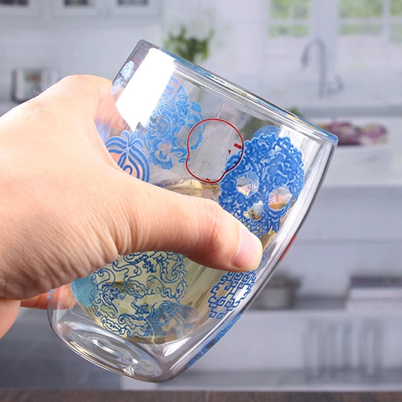 China doble pared calcomanía vidrio tazas de té por mayor