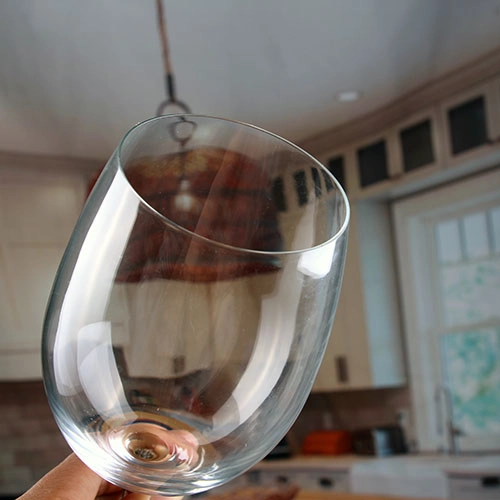 Chine usine de verre à vin 620ml tige courte grand verre de vin exportateurs