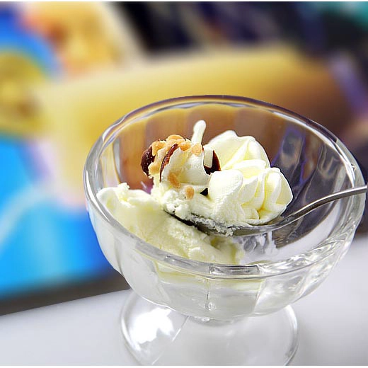 Cancella coppe di gelato in vetro e insieme all'ingrosso di cristallo dolce ciotola