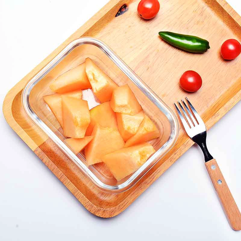 Accueil alimentaire conservation de grands bols en verre