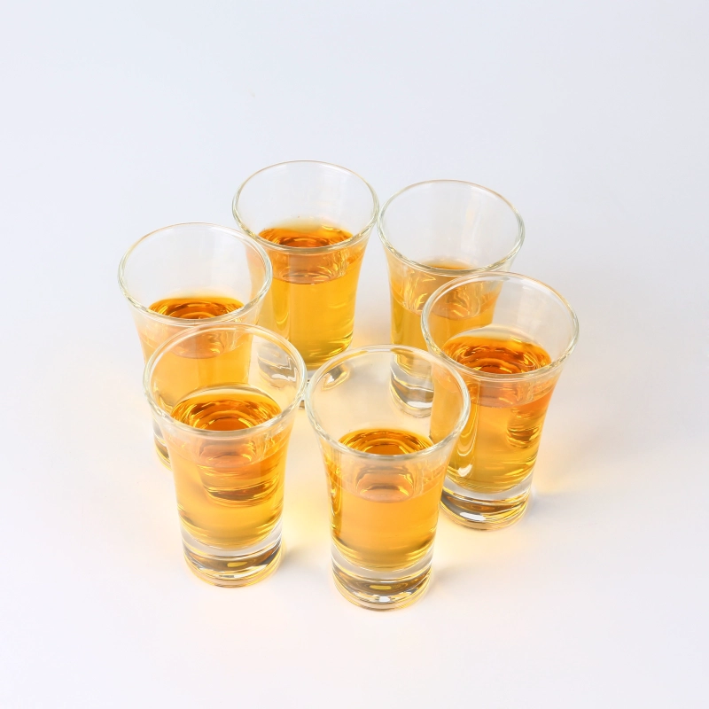 Estoque clássico de alta qualidade para venda quente copo de licor de 2 onças