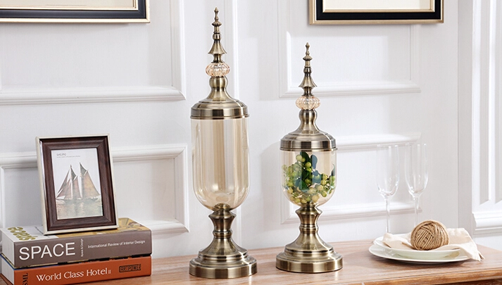 Metal flower vase