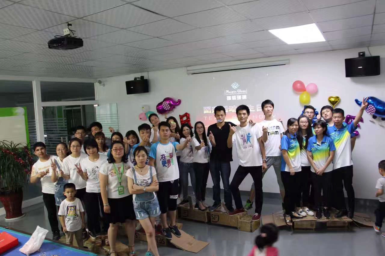 Home Team Show 2017, Ruixin Team