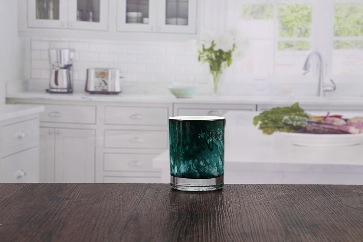 Low candle holders