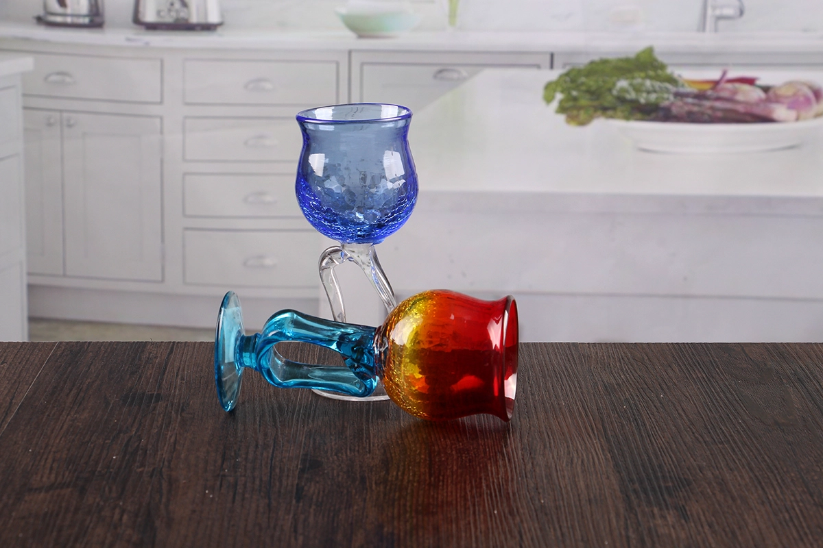 Goblet candle holder
