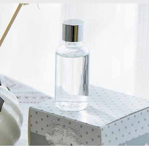 Glass diffuser bottle