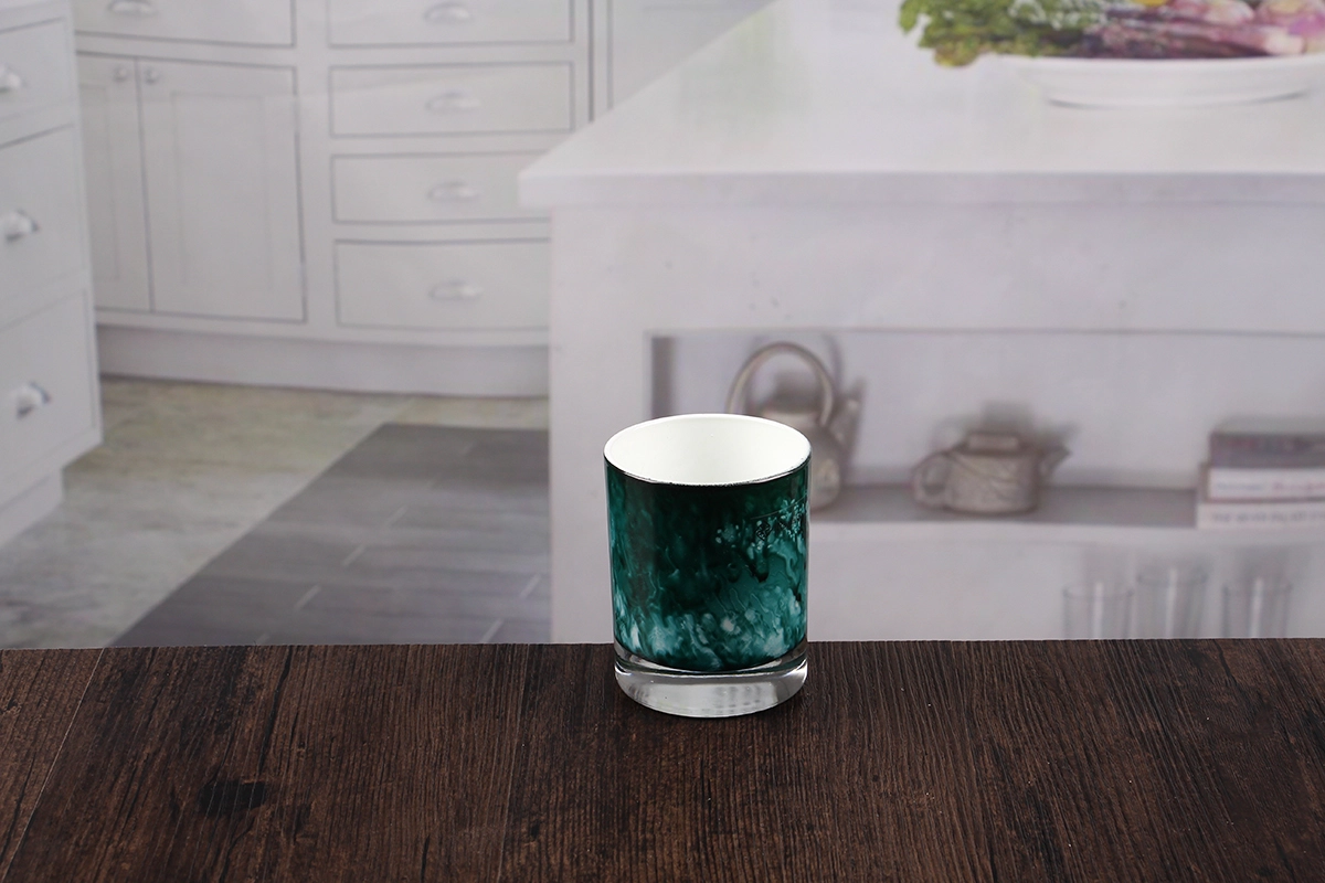 Low candle holders