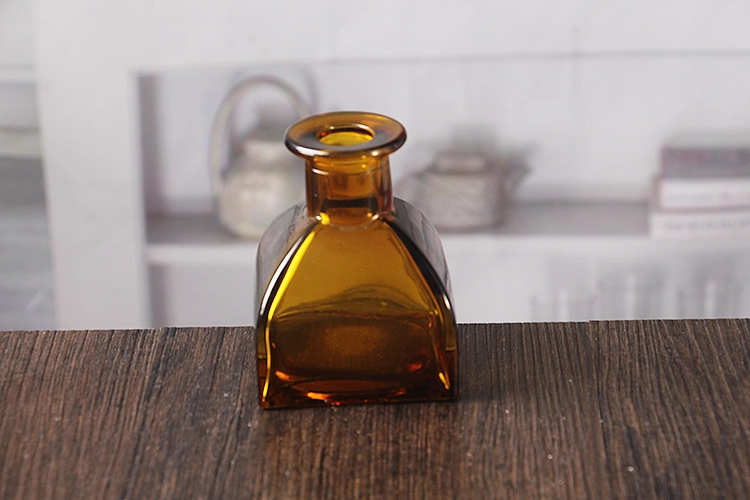 Glass aromatherapy bottle