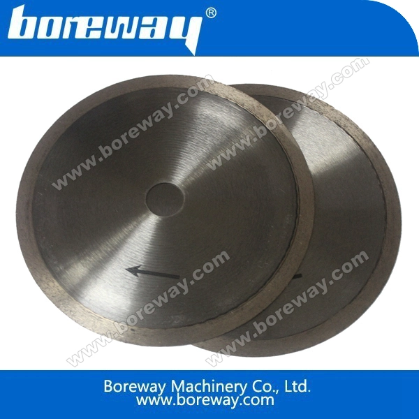 Diamond saw blade for cutting glass magnesium board