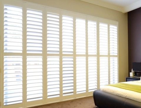 Custom made Plantation shutter