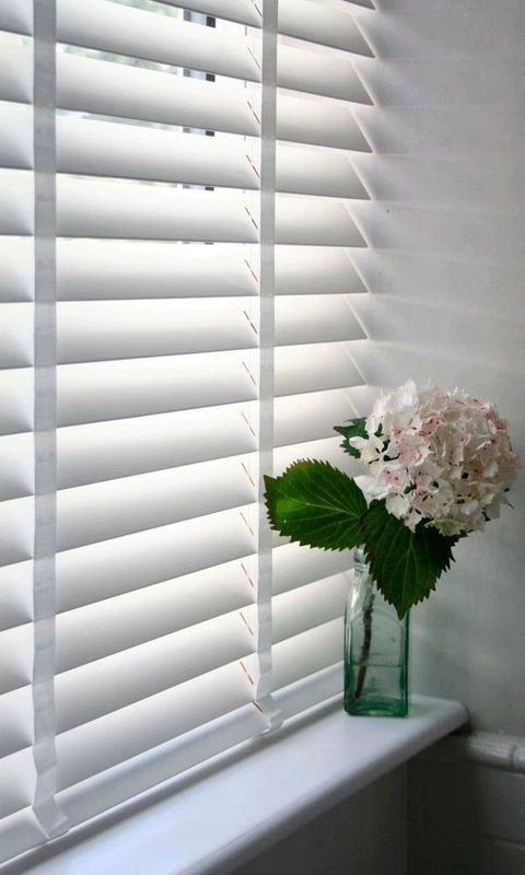 Wooden venetian blinds supplier