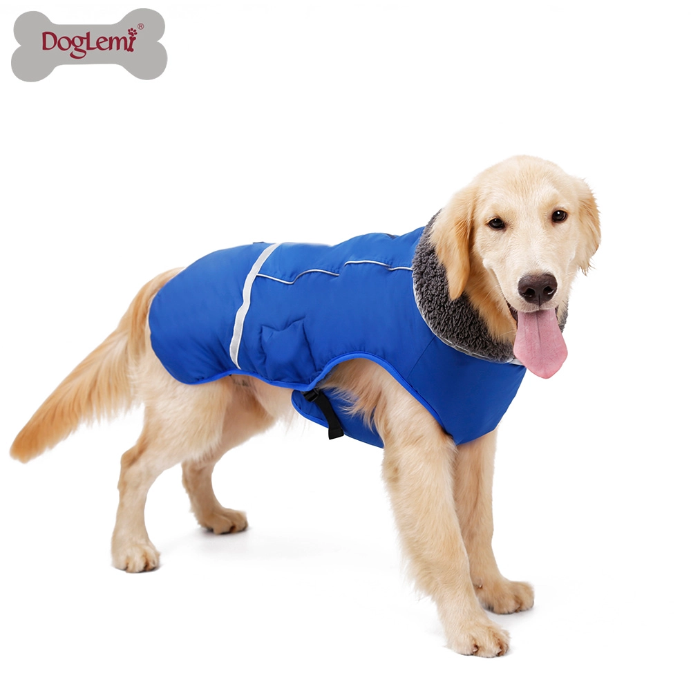 Épaissir de nouveaux vêtements de chien