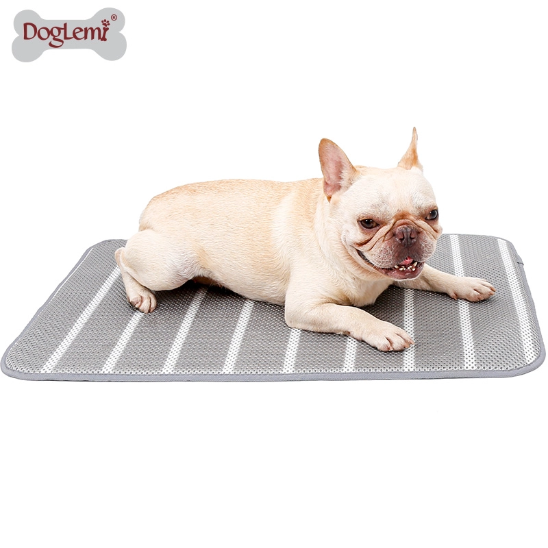 Tapis pour animaux de compagnie en mesh respirant pour l'été
