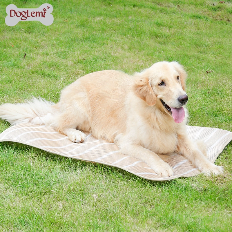 Tapis pour animaux de compagnie en mesh respirant pour l'été