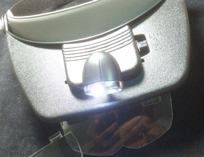 MG81001-A réglable Phare Loupe