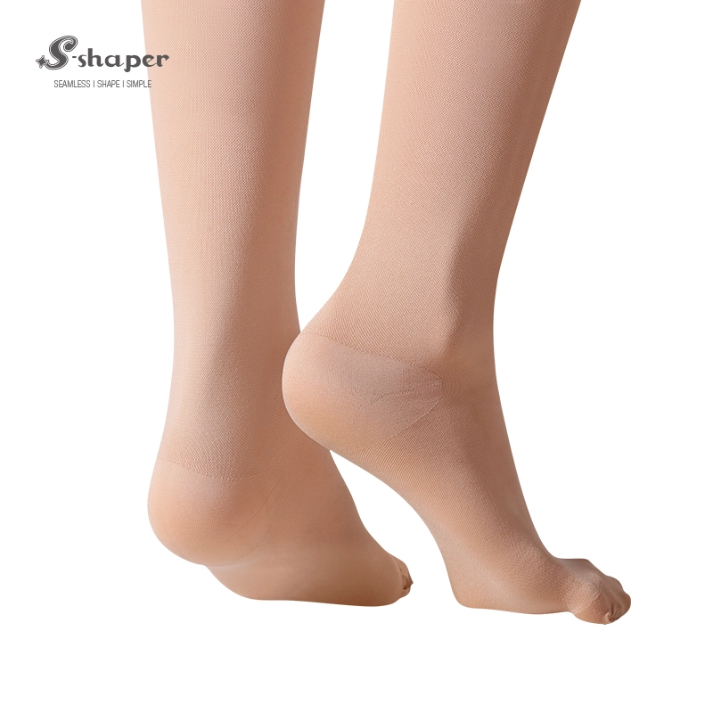 Manufacturer of pantyhose for the compression of beauty legs