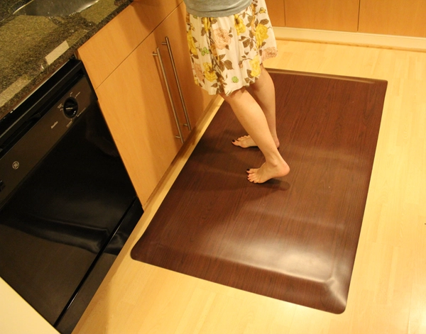 the safety of China integral non-slip mat ,polyurethane kitchen floor mat,Entrance Flooring mat, urethane kitchen mats