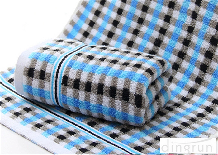 100% Cotton Custom Size Pantone Printing Packed in Polybag from China