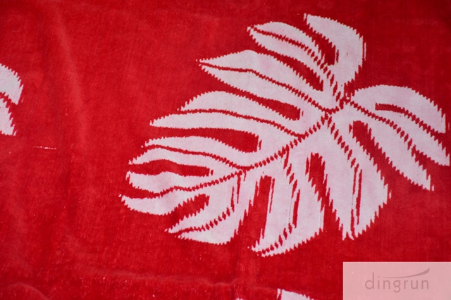 2015 wholesale 100 cotton jacquard beach towel