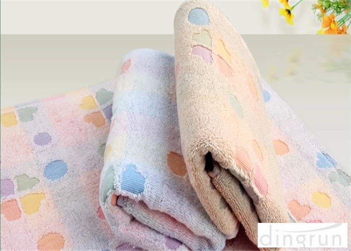 Fancy Look Good Quality Hotel Towel