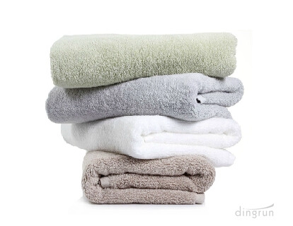 large personalized luxury light color bath towel