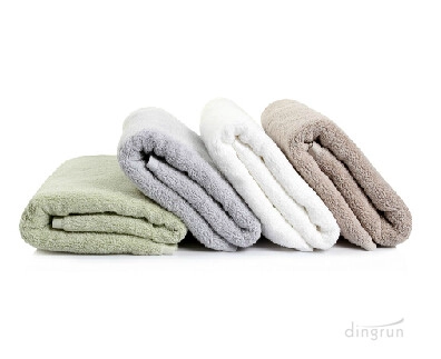 large personalized luxury light color bath towel