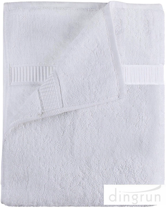 Maximum Softness and Absorbency Cotton Bath Towels for Hotel and Spa