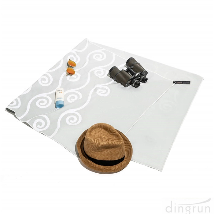 Outdoors Microfiber Beach Towels