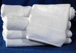 customized hotel towel manufacturer