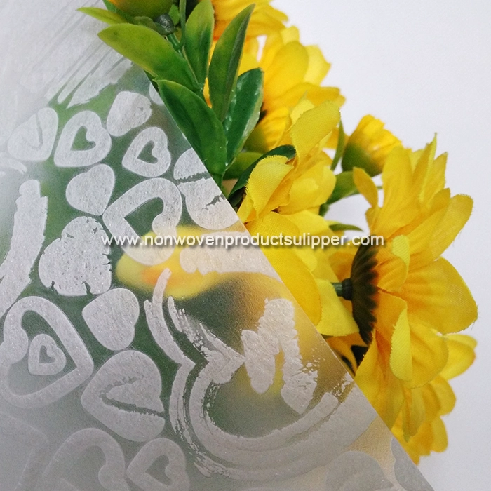 Heart-shaped Embossing GTRX-HSWH01 Polypropylene Spunbonded Non Woven Wholesale Floral Wrapping Roll For Wedding