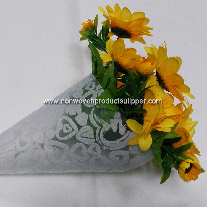 Heart-shaped Embossing GTRX-HSWH01 Polypropylene Spunbonded Non Woven Wholesale Floral Wrapping Roll For Wedding