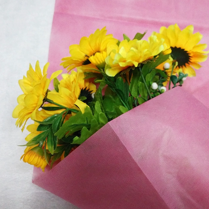 Non-woven Waterproof Wrapping Paper For Flower Non-woven Packing Material Supplier