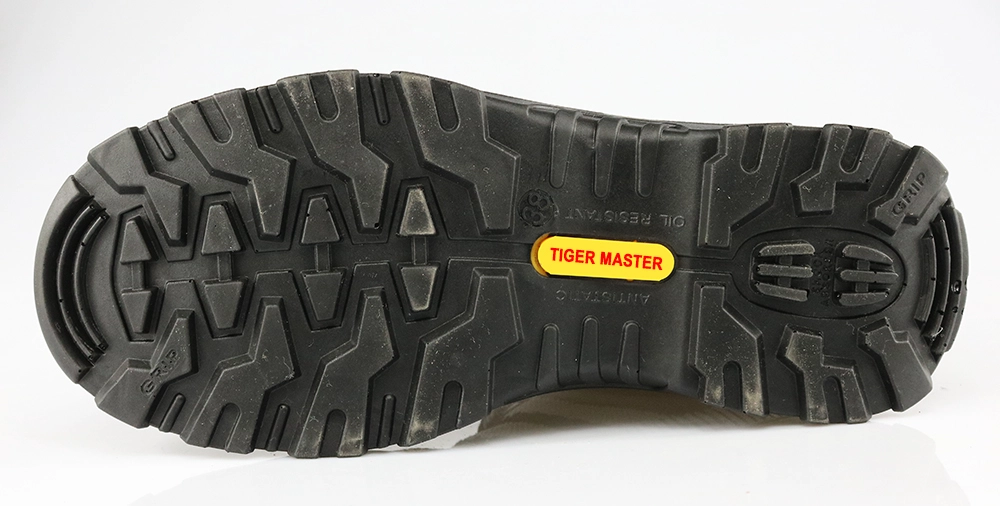 Cina DTA006 three D flying weaving pu sole sport type safety shoes produttore