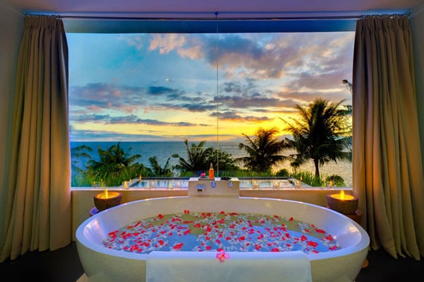 Couchers de soleil uniques d'une villa de vacances de luxe en Indonésie