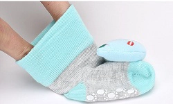 Baby must have 4 kinds of socks