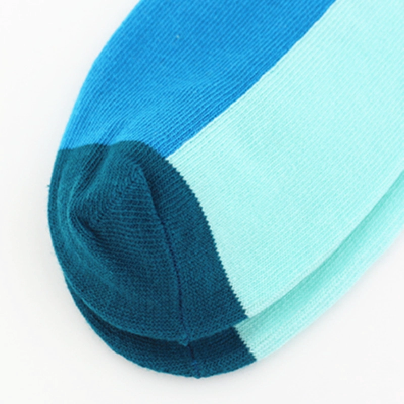 Chine La Chine chaussettes mode en gros usine chaussettes hommes coton coloré de haute qualité fabricant