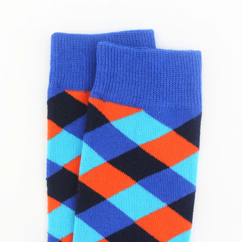 porcelana Mejor proveedor de calcetines chinos, moda por mayor mezclada color algodón negocio calcetines para hombres fabricante