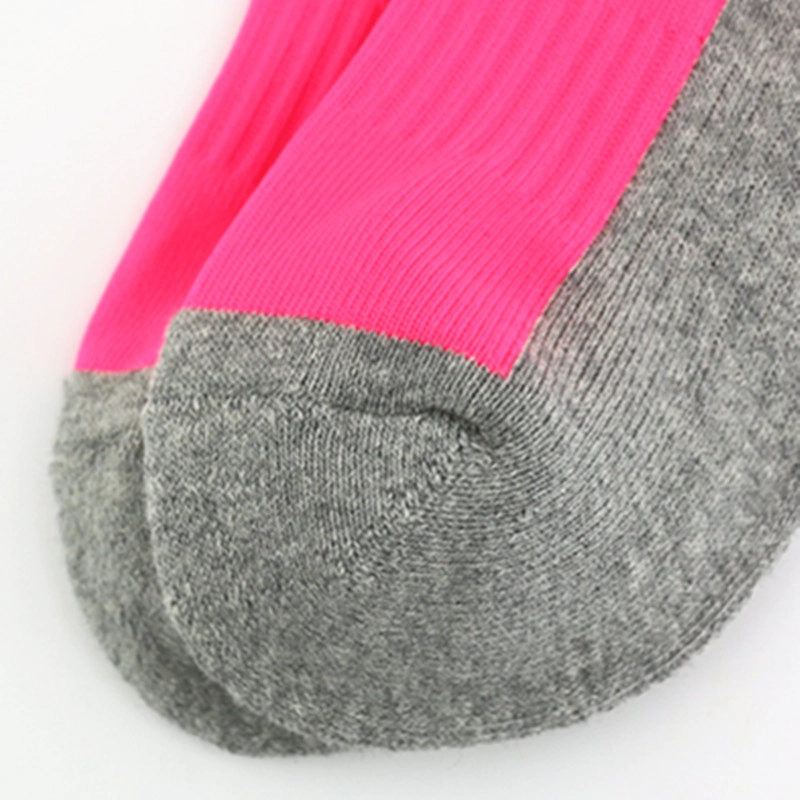 porcelana Los mayoría moda fluorescencia color deporte calcetines de compresión, hechos de nylon y algodón fabricante
