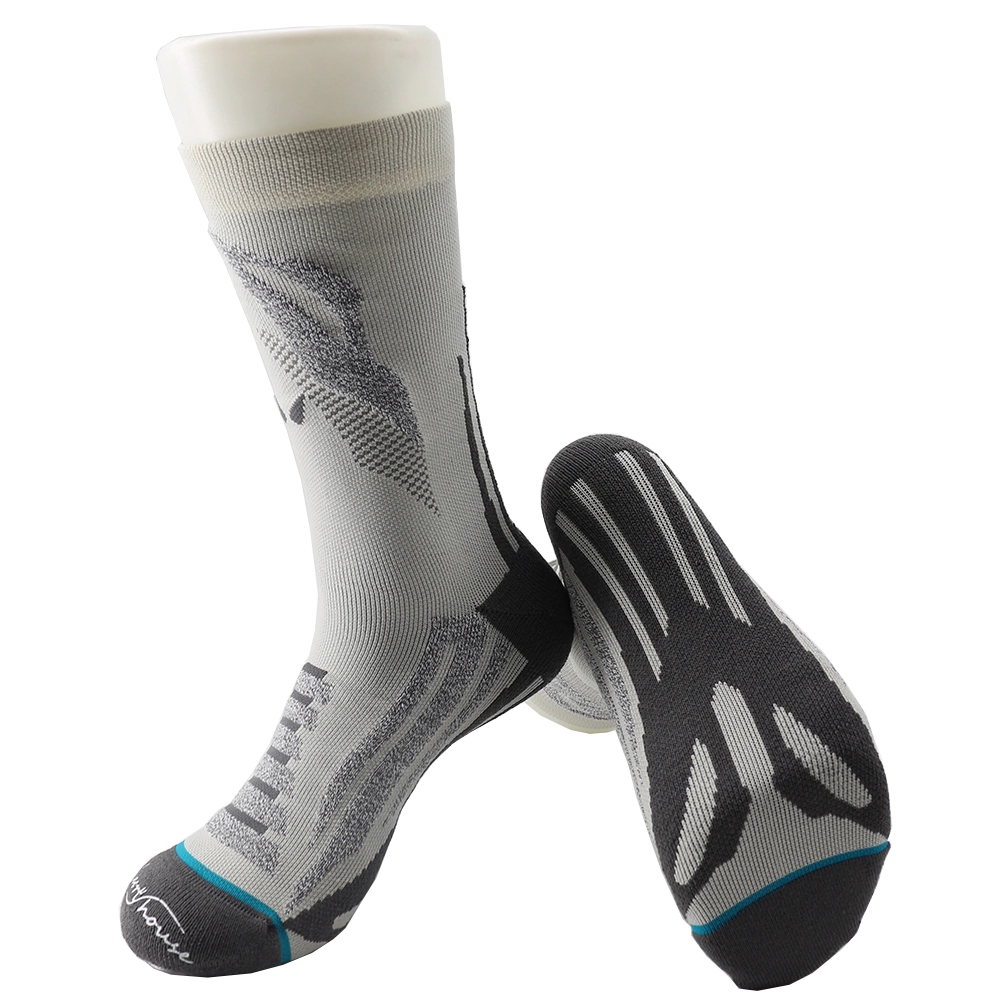 China China Sports Socken Fabrik, Sportsocken Lieferanten, Sportherren Basketballsocken Lieferanten Hersteller