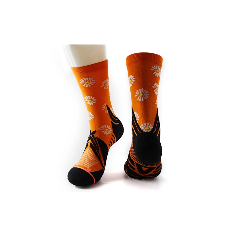 Chine Femmes Sport Chaussettes Fournisseurs, Wholesale Femmes Chaussettes colorées en vente fabricant