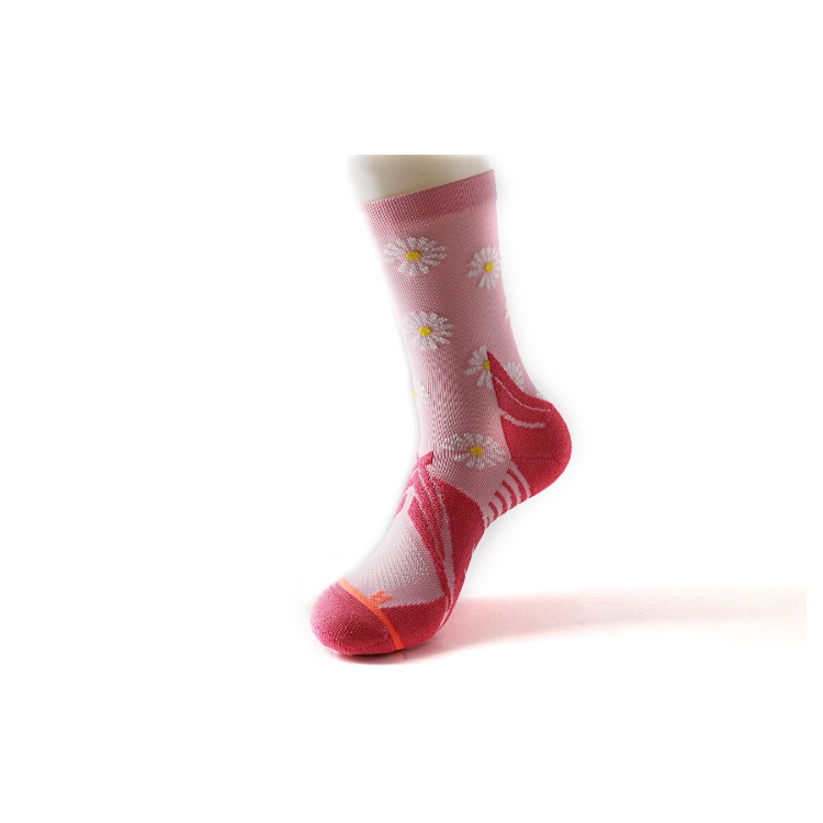 Chine Femmes Sport Chaussettes Fournisseurs, Wholesale Femmes Chaussettes colorées en vente fabricant