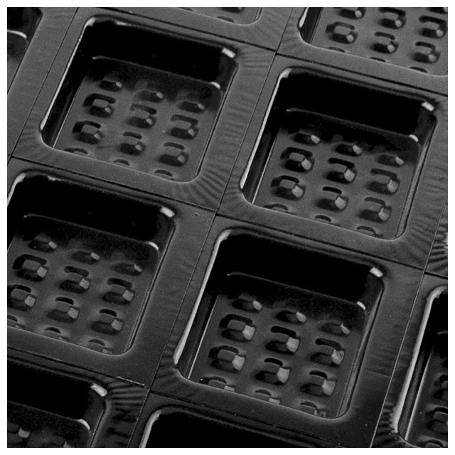 Square Molds with Corrugated Bottom