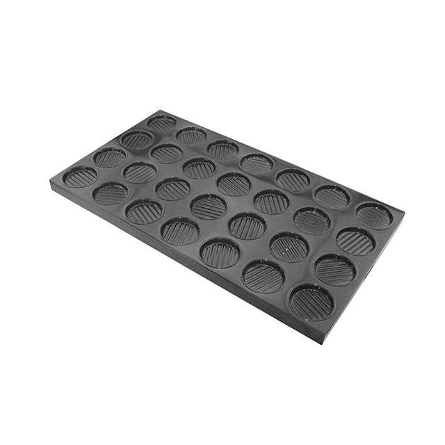Square Molds with Corrugated Bottom